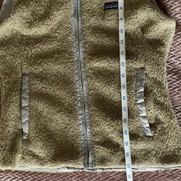 Reversible Patagonia Vest - Picture 4 of 8
